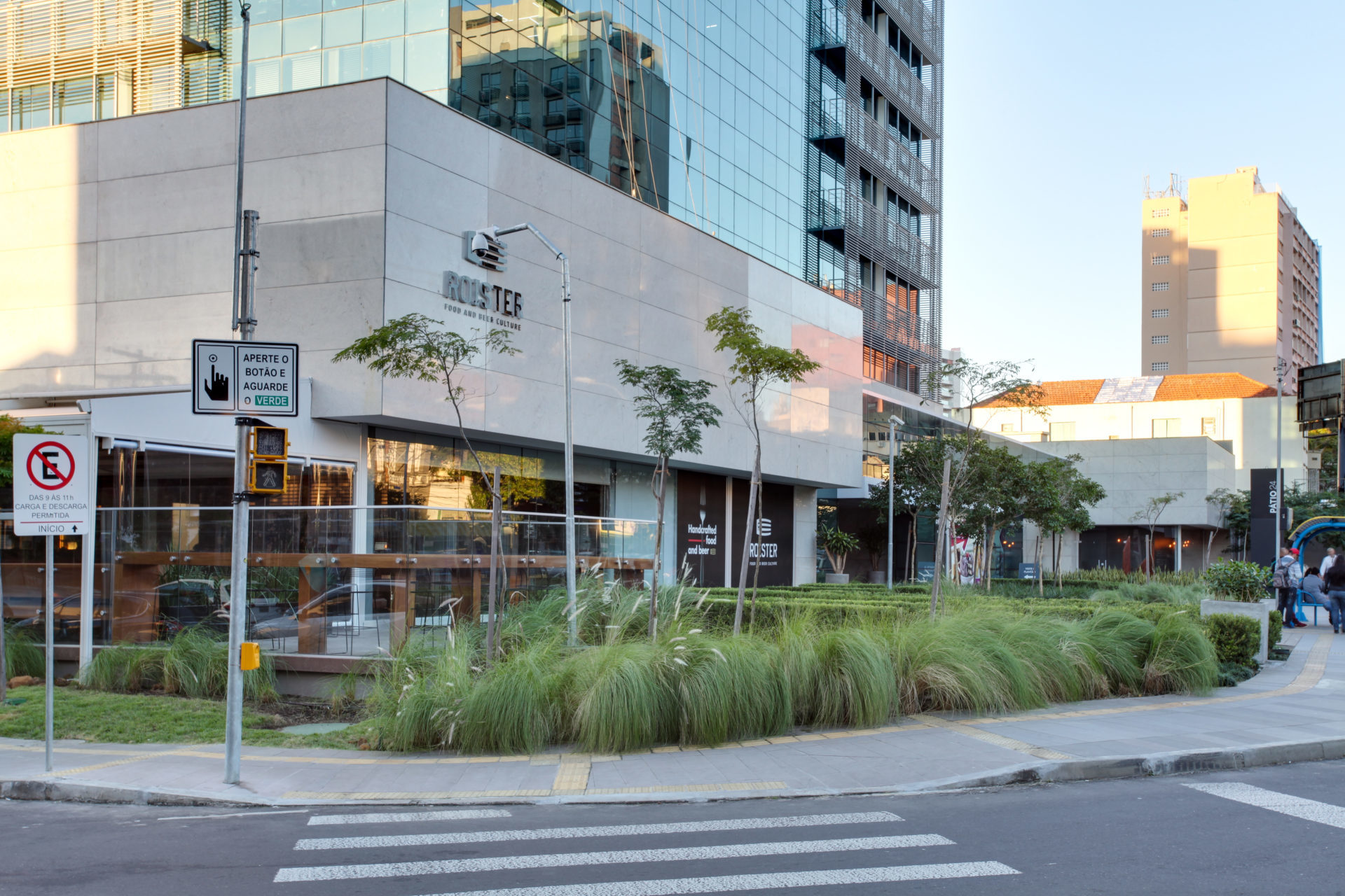 Roister Food and Beer Culture